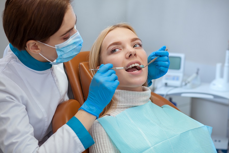 A DENTAL CLEANING AND ORAL HYGIENE IMPROVEMENTS CAN PREVENT GUM DISEASE FROM RECURRING